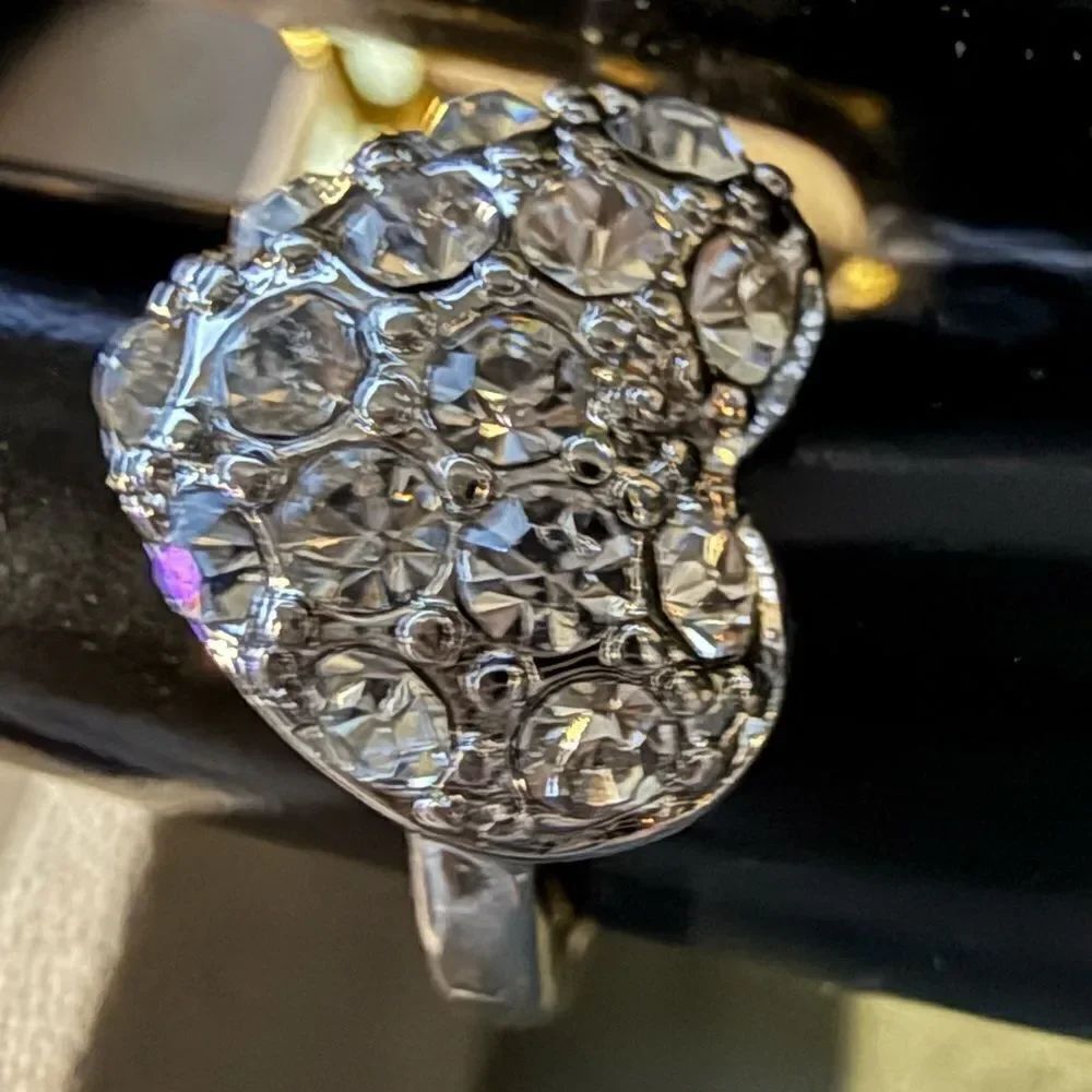 Silver Heart Rhinestone Statement Ring Size 9 Romantic Sparkle - Picture 12 of 16
